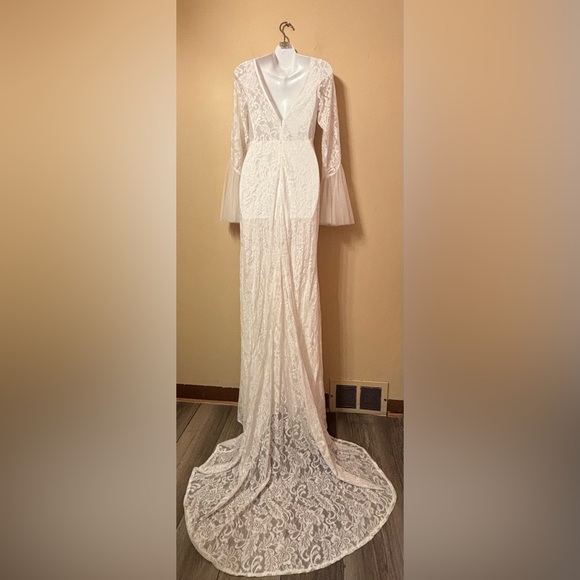 White Lace Bell Sleeve wedding Dress SZ S - Picture 11 of 14